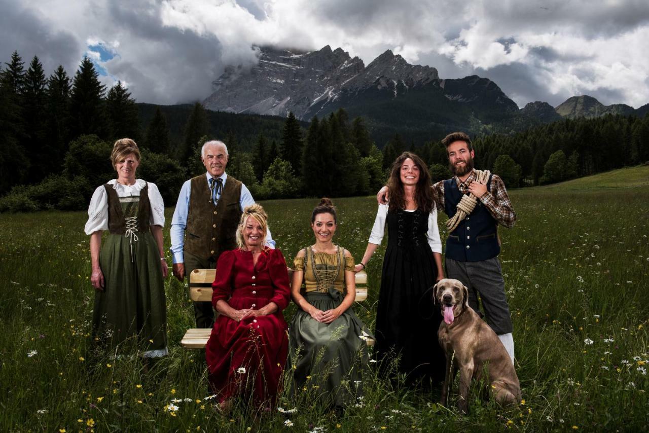 Fiori Dolomites Experience Hotel ซานวีโต ดิ กาโดเร ภายนอก รูปภาพ