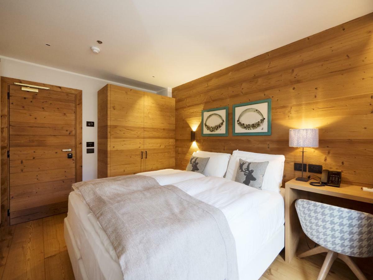 Fiori Dolomites Experience Hotel ซานวีโต ดิ กาโดเร ภายนอก รูปภาพ