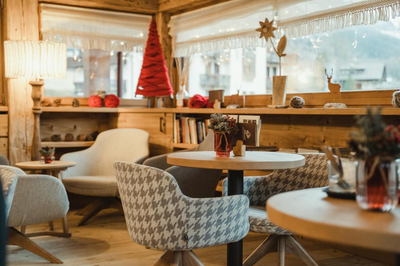 Fiori Dolomites Experience Hotel ซานวีโต ดิ กาโดเร ภายนอก รูปภาพ